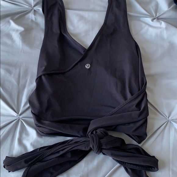 Lululemon twist me up tank - Picture 1 of 5